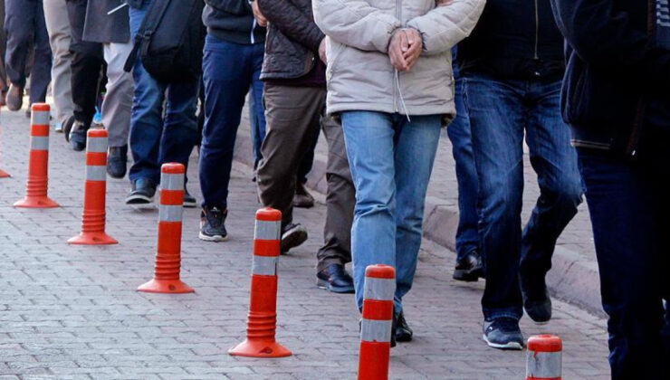 FETÖ Operasyonunda 52 Vergi Müfettişi Tutuklandı: Ankesörlü İletişim ve Örgütsel Faaliyetler