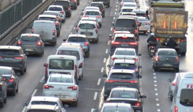 İstanbul’da Trafik Çilesi: Anadolu Yakası’nda Yoğunluk Yüzde 90’a Ulaştı