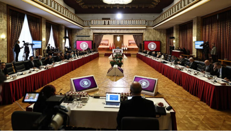 Milli Dayanışma Raporu İçin Son Rötuşlar: AK Partili Vekiller Meclis’te Toplanıyor