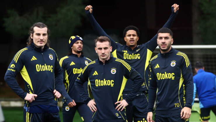 Fenerbahçe, Nottingham Forest Maçına Hazırlanıyor: Taktik Çalışmalarla Yoğun Antrenman