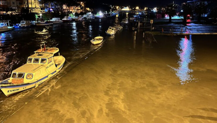 Çanakkale’de Sağanak Yağışlar Hayatı Olumsuz Etkiledi: Kepez Çayı Taştı, Sarıçay Yükseldi
