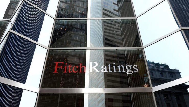 Fitch’ten ABD’ye Bütçe Açığı Uyarısı: Kısmi Kapanma, Siyasi Kutuplaşma ve Artan Borç Endişeleri