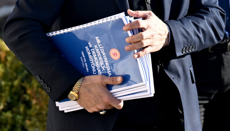 Milli Dayanışma Komisyonu’ndan ‘Terörsüz Türkiye’ Raporu İçin Son Toplantı: Raporun Detayları ve Siyasi Tepkiler