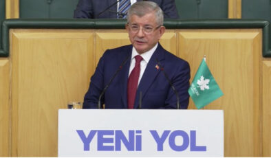 Davutoğlu’ndan ‘Zor Geçiniyorum’ Açıklamasına Yanıt: ‘Halktan Kopmadım’