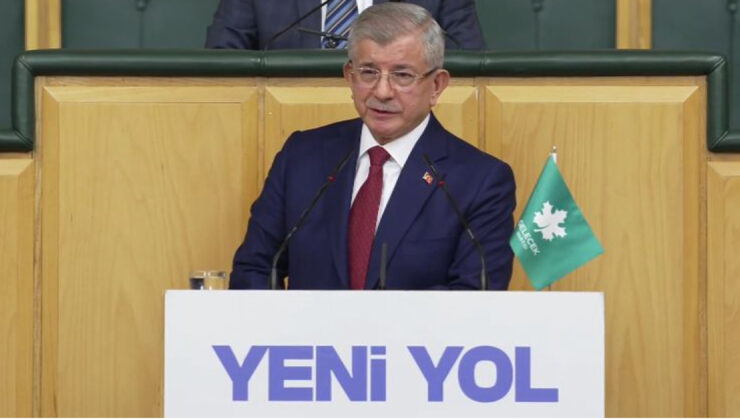 Davutoğlu’ndan ‘Zor Geçiniyorum’ Açıklamasına Yanıt: ‘Halktan Kopmadım’