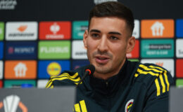 Mert Müldür’den Nottingham Forest Maçı Öncesi Açıklamalar: “3 Kupaya da Adayız!”