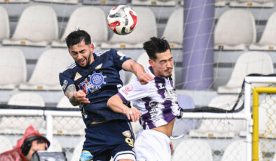 Erzurumspor FK, Ankara’da Son Dakika Golleriyle Liderlik Koltuğuna Oturdu