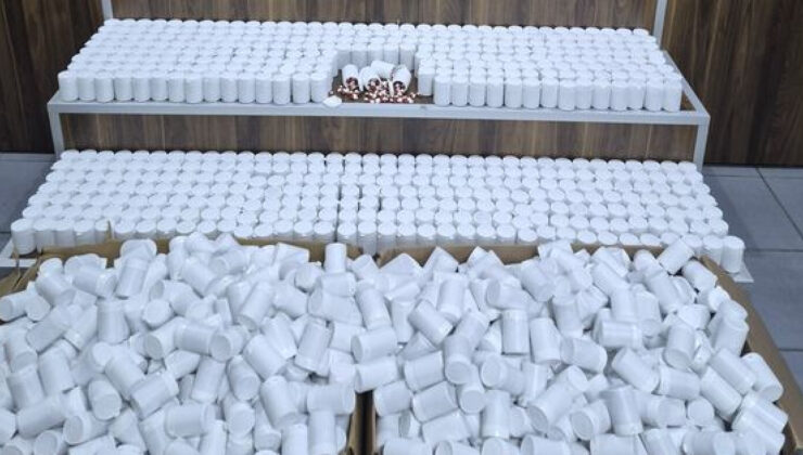Gaziemir’de Uyuşturucu Operasyonu: 105 Bin Sentetik Ecza Ele Geçirildi, 7 Gözaltı