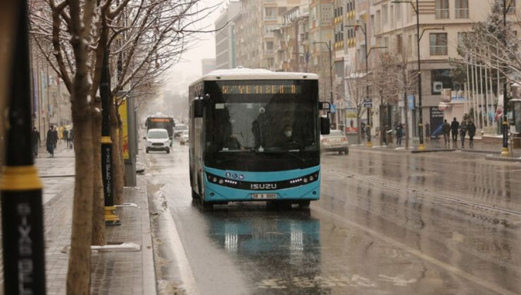 Sivas’ta 2025 Yılı Toplu Taşıma Şampiyonu Belli Oldu: 3 Bin 365 Binişle Mehmet S. Zirvede!