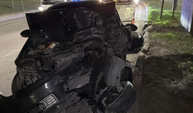 Eskişehir’de Feci Kaza: Otomobil Üst Geçide Çarptı, 1 Ölü, 1 Yaralı