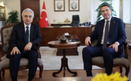Bakan Bayraktar’dan Enerji Dönüşümü Vurgusu: Türkiye’yi Küresel Liderliğe Taşıma Hedefi