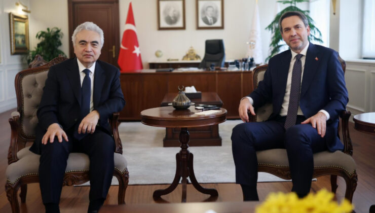 Bakan Bayraktar’dan Enerji Dönüşümü Vurgusu: Türkiye’yi Küresel Liderliğe Taşıma Hedefi