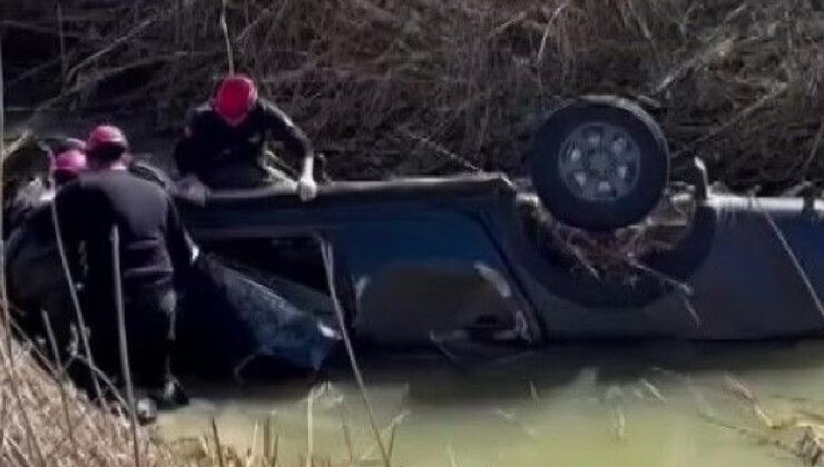 Adana’da Kamyonet Dereye Uçtu: Sürücü Nihat Efe Kurt Hayatını Kaybetti