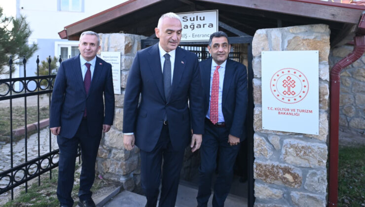 Bakan Ersoy’dan Kırıkkale’ye Övgü: Türkiye Yüzyılı Hedeflerine Katkı Sunuyor