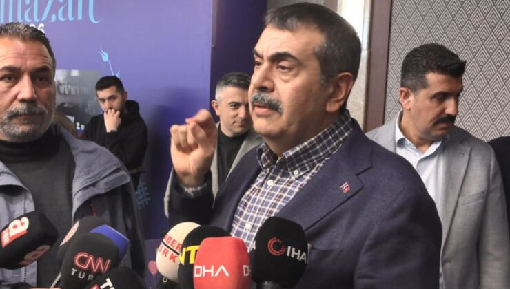 Bakan Tekin’den ‘Külliye’de Ramazan’ Ziyareti: Etkinliklere Yoğun İlgi ve Eleştirilere Yanıt