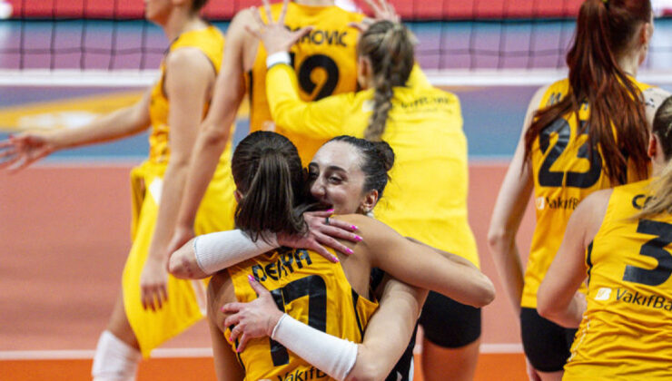 VakıfBank, Fenerbahçe’yi Derbide Devirdi: Sultanlar Ligi’nde Şampiyonluk Yarışı Alevleniyor