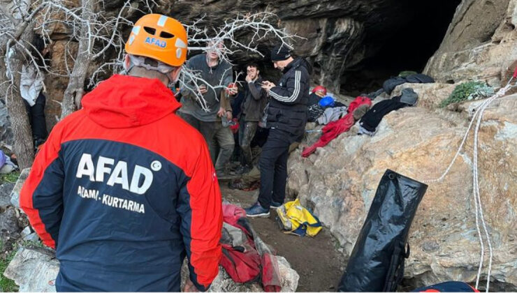 İzmir’de Mağara Kurtarma Operasyonu: Araştırma İçin Girdikleri Mağarada Çukura Düşen Kişi İçin Çalışmalar Sürüyor
