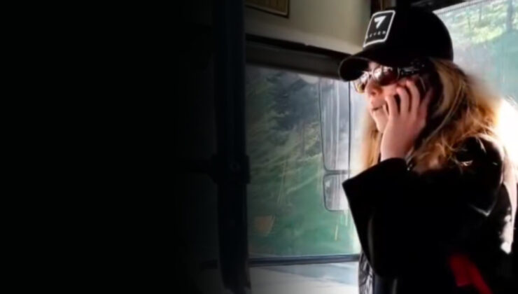 İstanbul’da Otobüste Tehdit: Savcı Olduğunu Söyleyen Kadın Tutuklama Talebiyle Mahkemeye Sevk Edildi