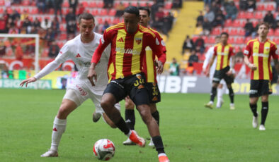 Kayserispor, Antalyaspor’u Talha Sarıarslan’ın Golüyle Devirdi ve Uzun Bir Aradan Sonra Galibiyete Ulaştı