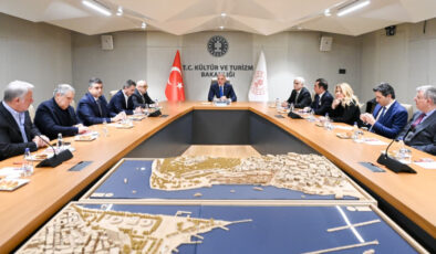 Türk Dizileri Küresel Tanıtım İçin Güç Birliği Yapıyor: Yeni Destek Modeli Yolda