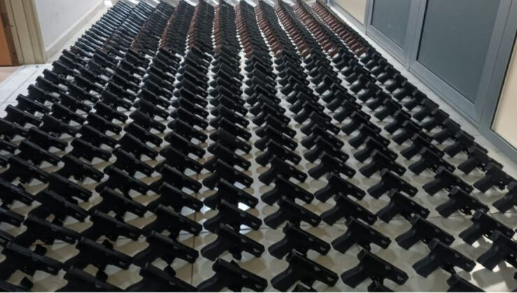 27 İlde Silah Kaçakçılarına ve Ruhsatsız Silah Bulunduranlara Dev Operasyon: 259 Şüpheli Yakalandı