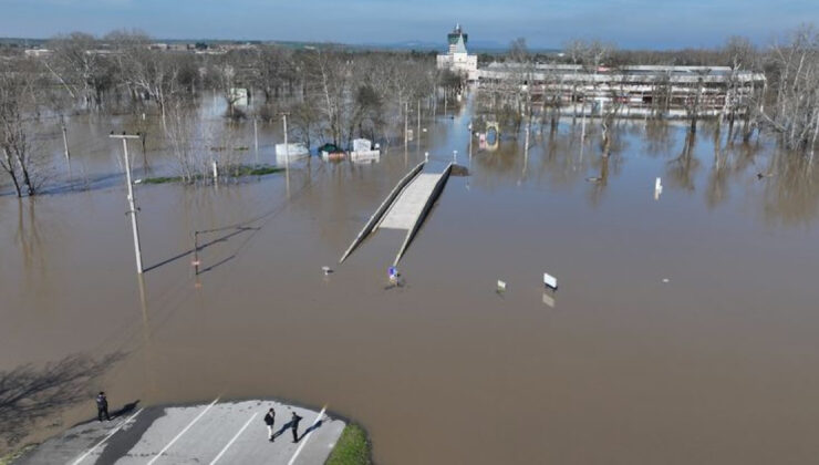 Edirne’de Taşkın Sonrası Son Durum: Tunca ve Meriç Nehirlerinin Debisi Düşüyor
