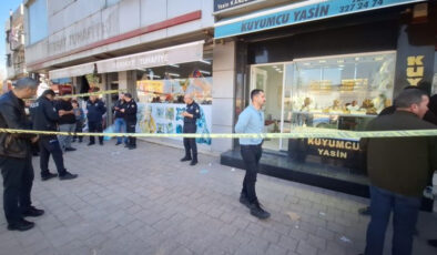 Adana’da Kuyumcu Soygunu: Silah Zoruyla Altın Bilezik Gaspı ve Firar