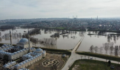 Edirne’de Taşkın Sonrası Nehirlerde Debi Gerilemesi: Sular Çekiliyor, İkaz Seviyesi Düşürüldü