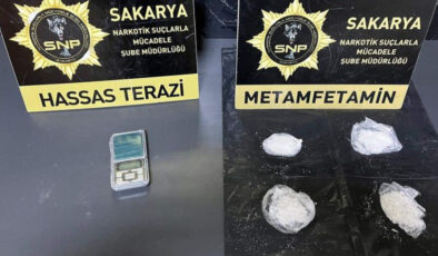 Sakarya’da Uyuşturucu Operasyonu: Metamfetaminle Yakalanan 2 Kişi Tutuklandı