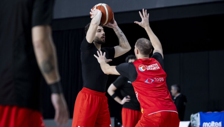 12 Dev Adam Sırbistan Maçına Hazır: Milli Takım’dan Son Antrenman ve Belgrad Seferi