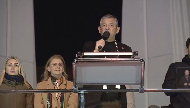 Özgür Özel’den Yargı Süreçlerine ve İBB Denetimlerine Eleştiri: ‘Ne Varsa Yazılsın, Arkadaşlarımız Hâkim Karşısına Çıksın’