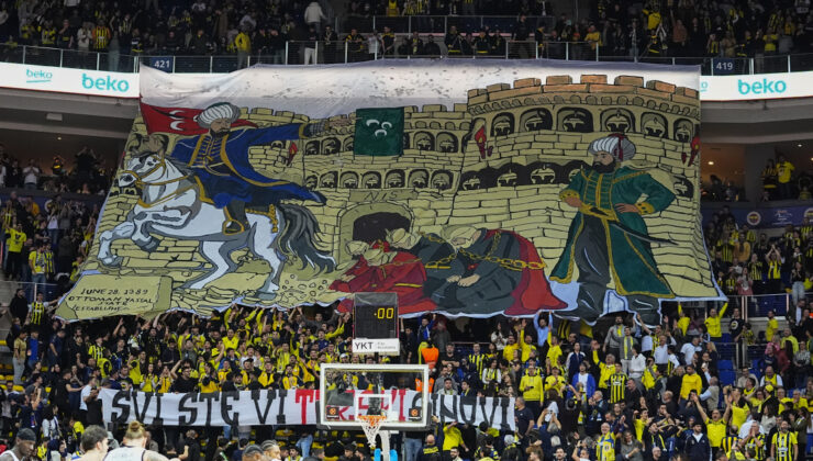 Fenerbahçe Taraftarından Partizan’a Pankartlı Cevap: EuroLeague’de Gerginlik Tırmanıyor
