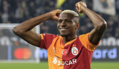 Osimhen Şampiyonlar Ligi’nde Parlıyor: Galatasaray’ı Sırtlayan Golcü