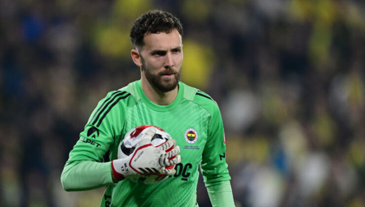 Fenerbahçe’nin Genç Kalecisi Tarık Çetin’den Nottingham Forest Maçı Değerlendirmesi: ‘Taraftarımız Hiç Susmadı’