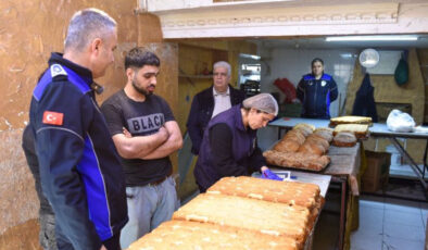 Adana’da Hijyen Faciası: Fırında Mide Bulandıran Görüntüler Sonrası İşletme Mühürlendi