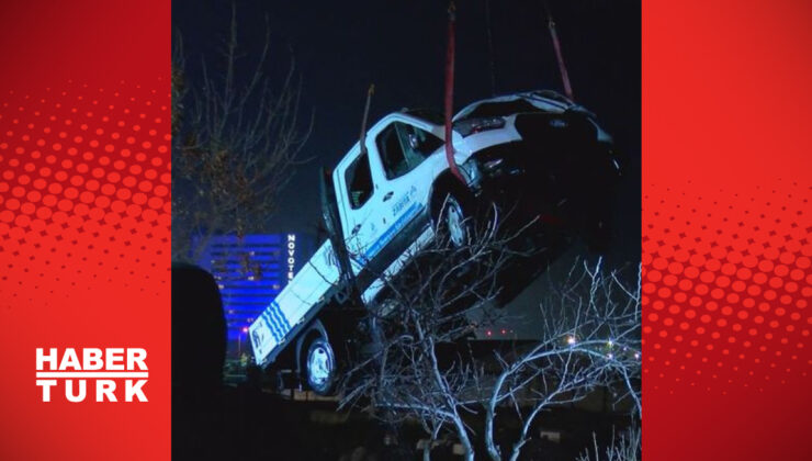 Bakırköy’de Zabıta Aracı Denize Düştü: Sürücü Direksiyon Hakimiyetini Kaybetti