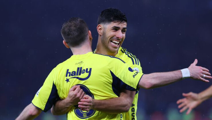 Fenerbahçe, Antalyaspor Deplasmanında Galibiyet Peşinde: Sakatlar ve Kart Sınırındaki Oyuncularla Zorlu Sınav