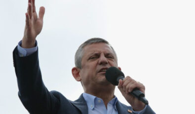 Özgür Özel’den Burdur’da ‘Millet İradesine Sahip Çıkıyor’ Mitinginde Önemli Mesajlar: İç ve Dış Siyasete Dair Değerlendirmeler