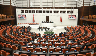 TBMM’den Trafik Düzenlemeleri: Ses, Telefon ve Emniyet Kemeri Denetimleri Sıkılaşıyor