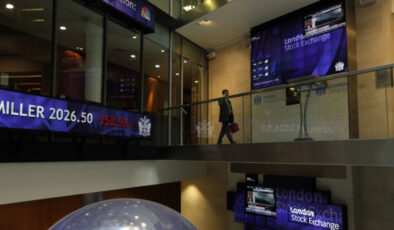 Avrupa Borsaları Güne Karışık Başladı: İngiltere Pozitif, Diğerleri Negatifte