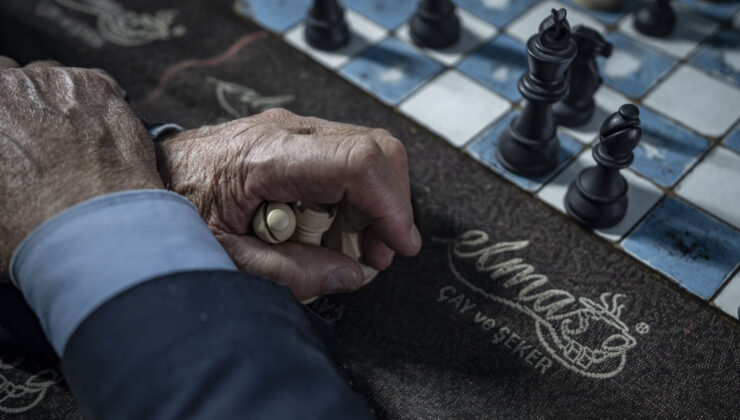 Erzurum’da Satranç Rüzgarı: Kahvehane Geleneği Yaşıyor