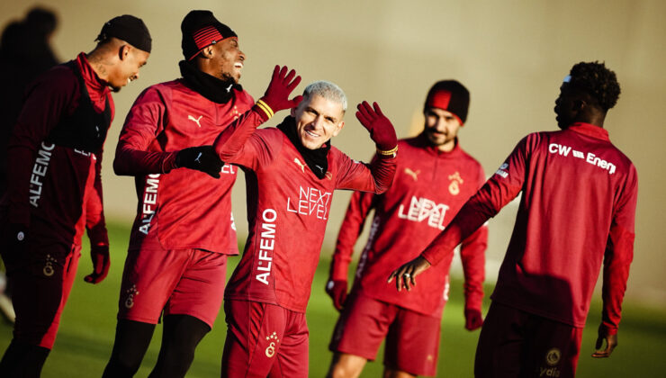 Galatasaray, Eyüpspor Maçına Hazırlanıyor: Okan Buruk’tan Taktik Çalışmalar