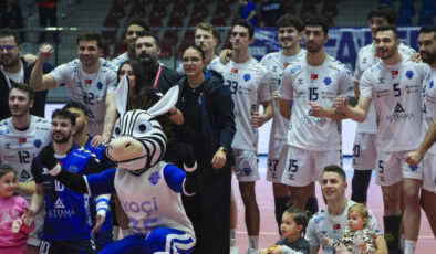 Altekma, CEV Challenge Kupası’nda Avantajı Kaptı: Romanya’da SCM Zalau’yu 3-2 Mağlup Etti