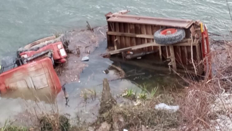Samsun’da Traktör Faciası: Kızılırmak’a Devrilen Traktörde 1 Ölü, 1 Yaralı