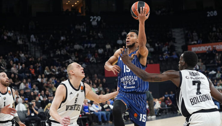 Anadolu Efes, Virtus Bologna’yı Farklı Mağlup Ederek Galibiyet Serisine Devam Etti