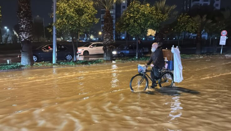 Mersin ve Antalya’da Sağanak Yağış Nedeniyle Okullara Tatil: Taşımalı Eğitim ve Tamamen Kapanma Kararları