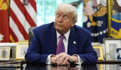 Trump’tan Ara Seçim Öncesi Gümrük Vergilerinde Geri Adım: Ekonomik Zorluklarla Mücadele