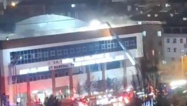 Ankara’da Yüzme Havuzu Tesisindeki Saunada Yangın Çıktı, Dolandırıcılık Mağduru Bir Kişi Zor Durumda