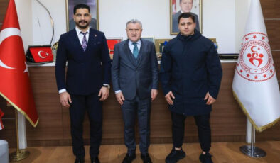 Taha Akgül ve Rıza Kayaalp’ten Bakan Bak’a Ziyaret: Güreşin Geleceği Masaya Yatırıldı