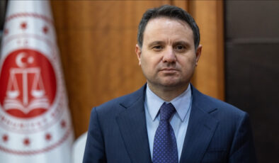 Adalet Bakanı Gürlek’ten İlk Açıklamalar: ‘Adalet Yolunda Milletimiz İçin Hizmet Edeceğiz’